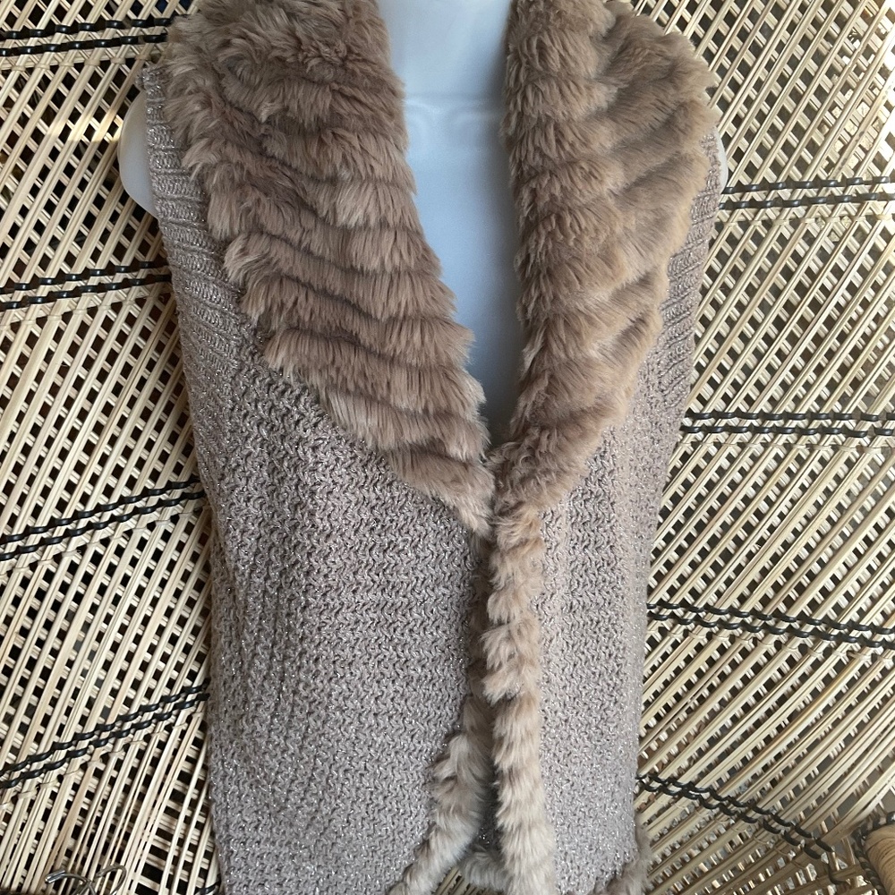 Tan Chico’s faux fur collar cozy sweater long vest